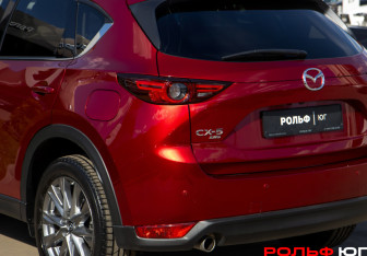 Подержанный автомобиль Mazda CX-5 2021 года (22 фото)