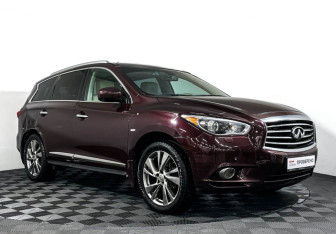 Подержанный автомобиль Infiniti JX 2013 года (3 фото)