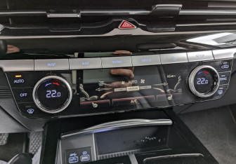 Подержанный автомобиль Genesis G80 2021 года (20 фото)