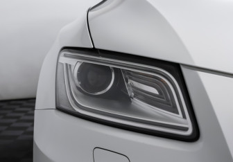 Подержанный автомобиль Audi Q5 2015 года (22 фото)