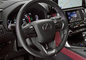 Новый Lexus LX 2025 (16 фото)