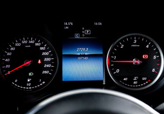 Подержанный автомобиль Mercedes-Benz GLC Coupe 2020 года (11 фото)