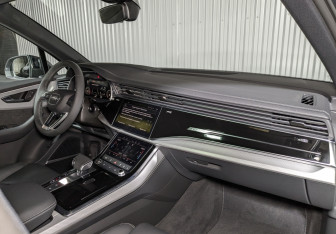 Новый Audi Q7 2024 (9 фото)