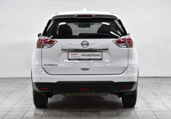 Подержанный автомобиль Nissan X-Trail 2018 года (6 фото)