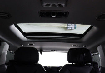 Подержанный автомобиль Kia Carnival 2021 года (19 фото)