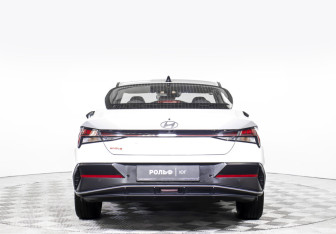 Новый Hyundai Elantra Sedan 2024 (6 фото)
