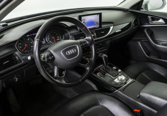 Подержанный автомобиль Audi A6 Sedan 2016 года (10 фото)