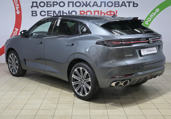 Подержанный автомобиль Changan UNI-K 2023 года (6 фото)