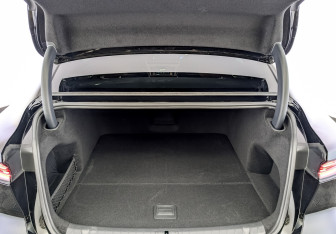 Новый Voyah Passion 2025 (8 фото)