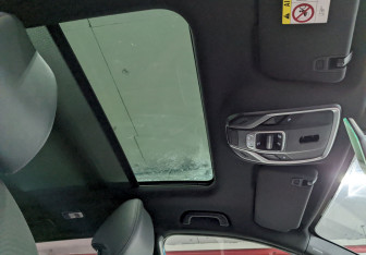 Подержанный автомобиль Geely Coolray 2023 года (23 фото)