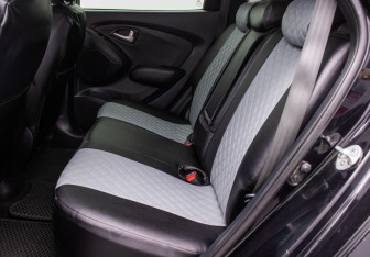 Подержанный автомобиль Hyundai ix35 2012 года (11 фото)