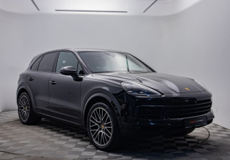 Подержанный автомобиль Porsche Cayenne 2021 года (3 фото)