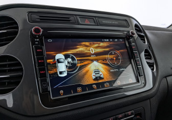 Подержанный автомобиль Volkswagen Tiguan 2012 года (27 фото)