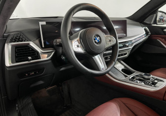 Новый BMW X5 2025 (12 фото)