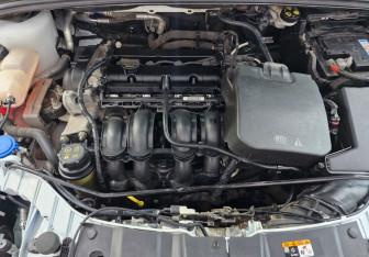 Подержанный автомобиль Ford Focus Hatchback 2018 года (8 фото)