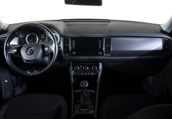 Подержанный автомобиль Skoda Kodiaq 2021 года (12 фото)