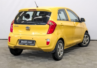 Подержанный автомобиль Kia Picanto 2011 года (5 фото)