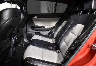 Подержанный автомобиль Kia Sportage 2016 года (21 фото)