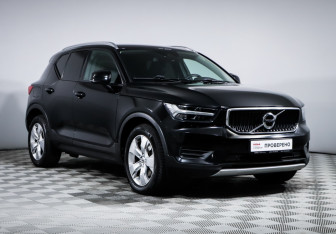 Подержанный автомобиль Volvo XC40 2018 года (3 фото)