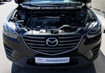 Подержанный автомобиль Mazda CX-5 2015 года (9 фото)