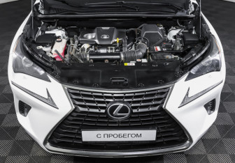 Подержанный автомобиль Lexus NX 2017 года (9 фото)
