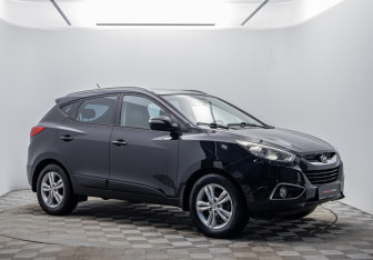 Подержанный автомобиль Hyundai ix35 2011 года (3 фото)