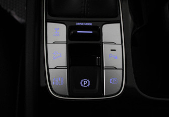 Подержанный автомобиль Hyundai Tucson 2022 года (13 фото)