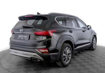 Подержанный автомобиль Hyundai Santa Fe 2020 года (5 фото)