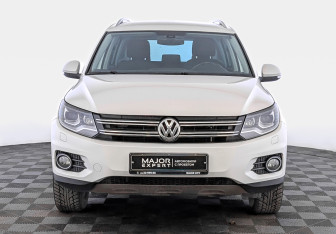 Подержанный автомобиль Volkswagen Tiguan 2012 года (2 фото)