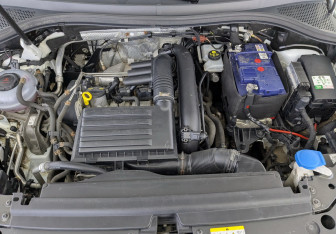 Подержанный автомобиль Volkswagen Tiguan 2021 года (11 фото)