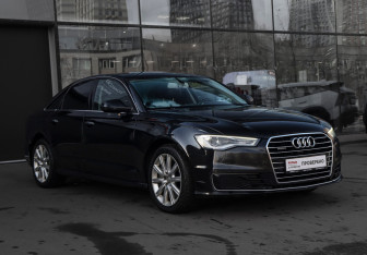 Подержанный автомобиль Audi A6 Sedan 2015 года (3 фото)