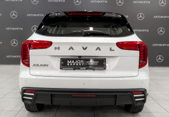 Подержанный автомобиль Haval Jolion 2024 года (6 фото)