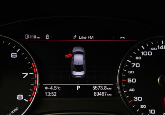 Подержанный автомобиль Audi A6 Sedan 2015 года (18 фото)