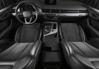 Подержанный автомобиль Audi Q7 2019 года (24 фото)
