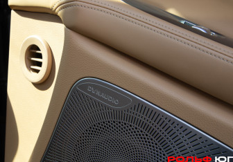 Подержанный автомобиль Voyah Dream 2023 года (33 фото)