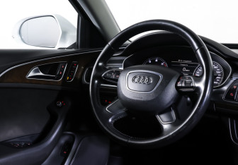 Подержанный автомобиль Audi A6 Sedan 2014 года (13 фото)