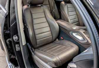 Подержанный автомобиль Mercedes-Benz GLE 2022 года (24 фото)