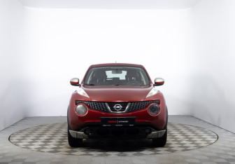 Подержанный автомобиль Nissan Juke 2014 года (2 фото)