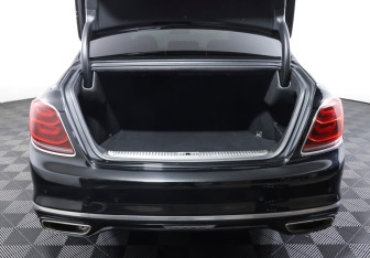 Подержанный автомобиль Kia K900 2020 года (9 фото)