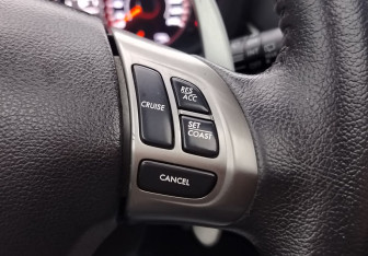 Подержанный автомобиль Subaru Forester Suv 2012 года (15 фото)