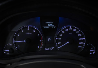 Подержанный автомобиль Lexus RX 2015 года (11 фото)