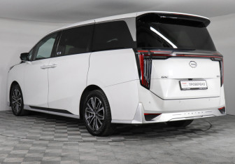 Подержанный автомобиль GAC M8 2025 года (7 фото)