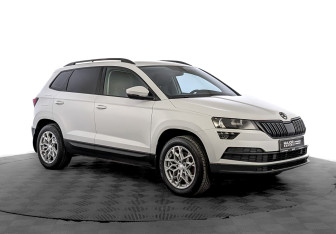 Подержанный автомобиль Skoda Karoq 2020 года (3 фото)