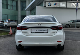Подержанный автомобиль Mazda 6 Sedan 2018 года (6 фото)