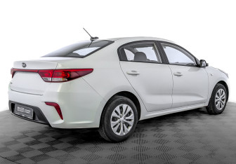 Подержанный автомобиль Kia Rio Sedan 2020 года (5 фото)