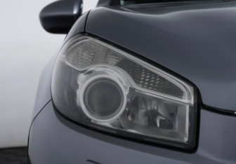Подержанный автомобиль Nissan Qashqai 2010 года (20 фото)
