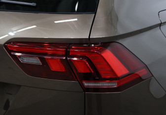 Подержанный автомобиль Volkswagen Tiguan 2019 года (23 фото)