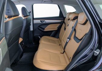 Подержанный автомобиль Haval Jolion 2023 года (10 фото)