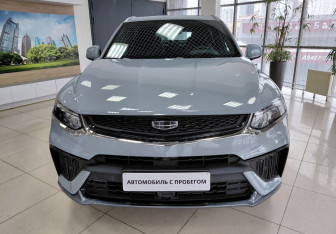Подержанный автомобиль Geely Tugella 2022 года (2 фото)