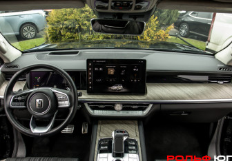 Подержанный автомобиль Tank 500 2023 года (10 фото)